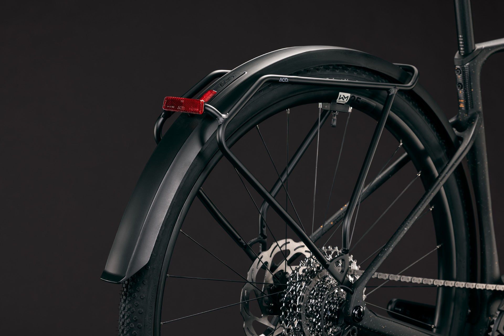 CUBE Nulane Hybrid C:62 SLX 400X FE mit Gepäckträger, Schutzblech und Rücklicht hinten
