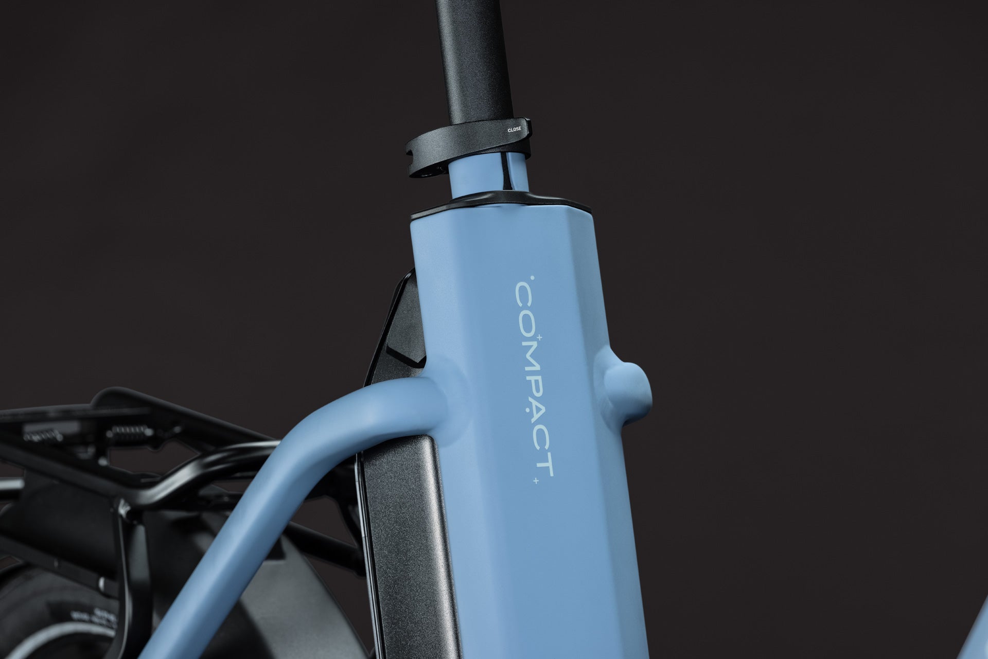 CUBE Compact Hybrid 540 thistleblue´n´blue: E-Bike-Rahmen mit Steuerrohrdetail