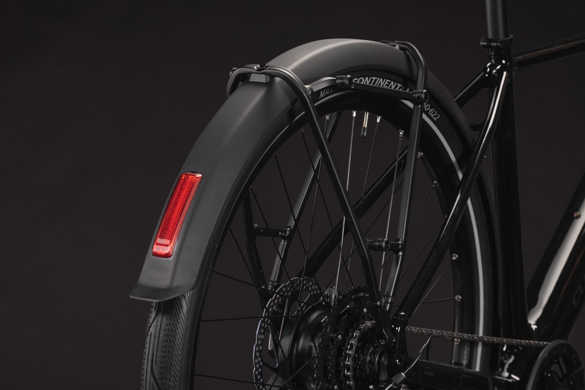 CUBE Editor Hybrid ONE 360 FE black´n´irongrey, E-Bike mit Schutzblech und Rücklicht