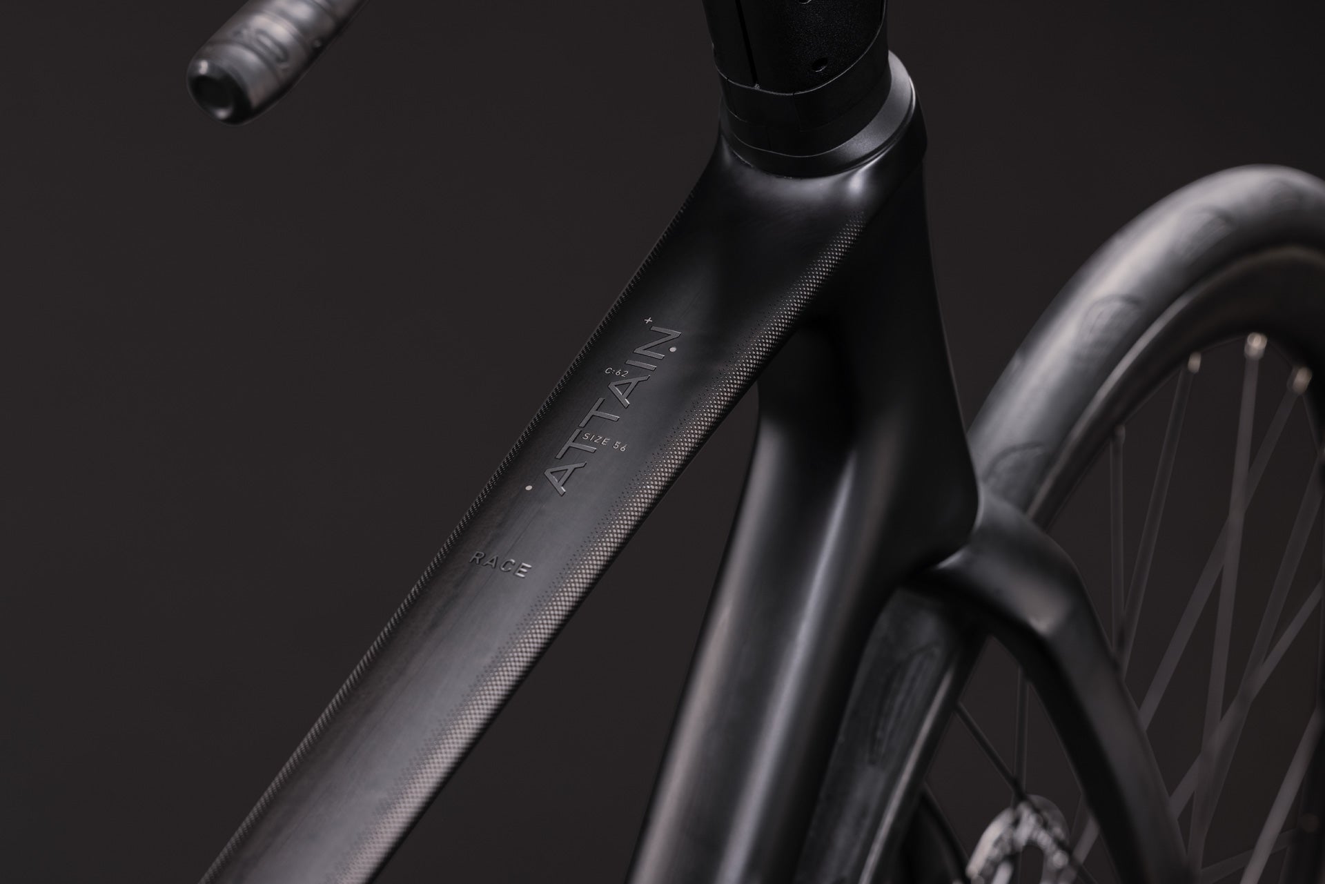 CUBE Attain C:62 Race carbon´n´coalchrome.