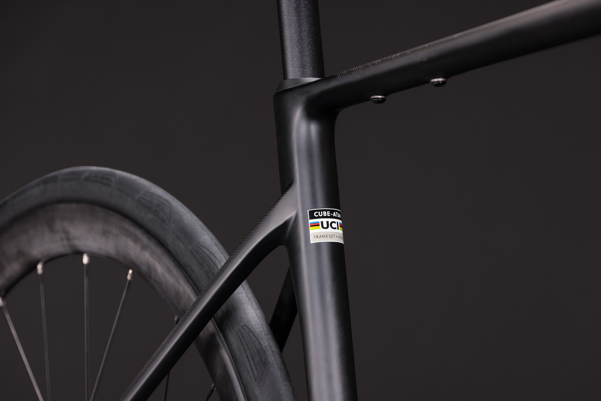 CUBE Attain C:62 Race carbon´n´coalchrome.
