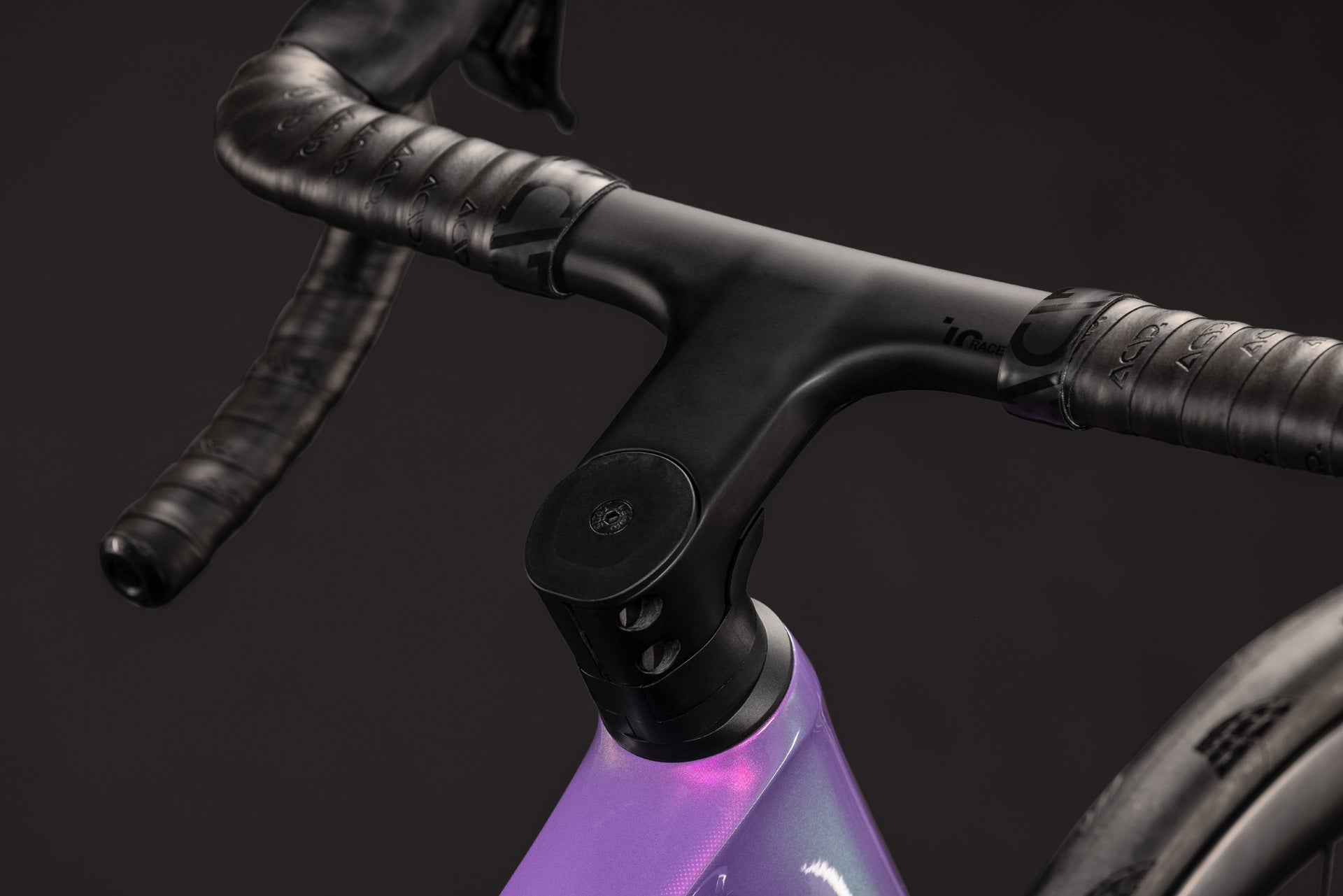 CUBE Attain C:62 SLT cosmicpurple´n´black.