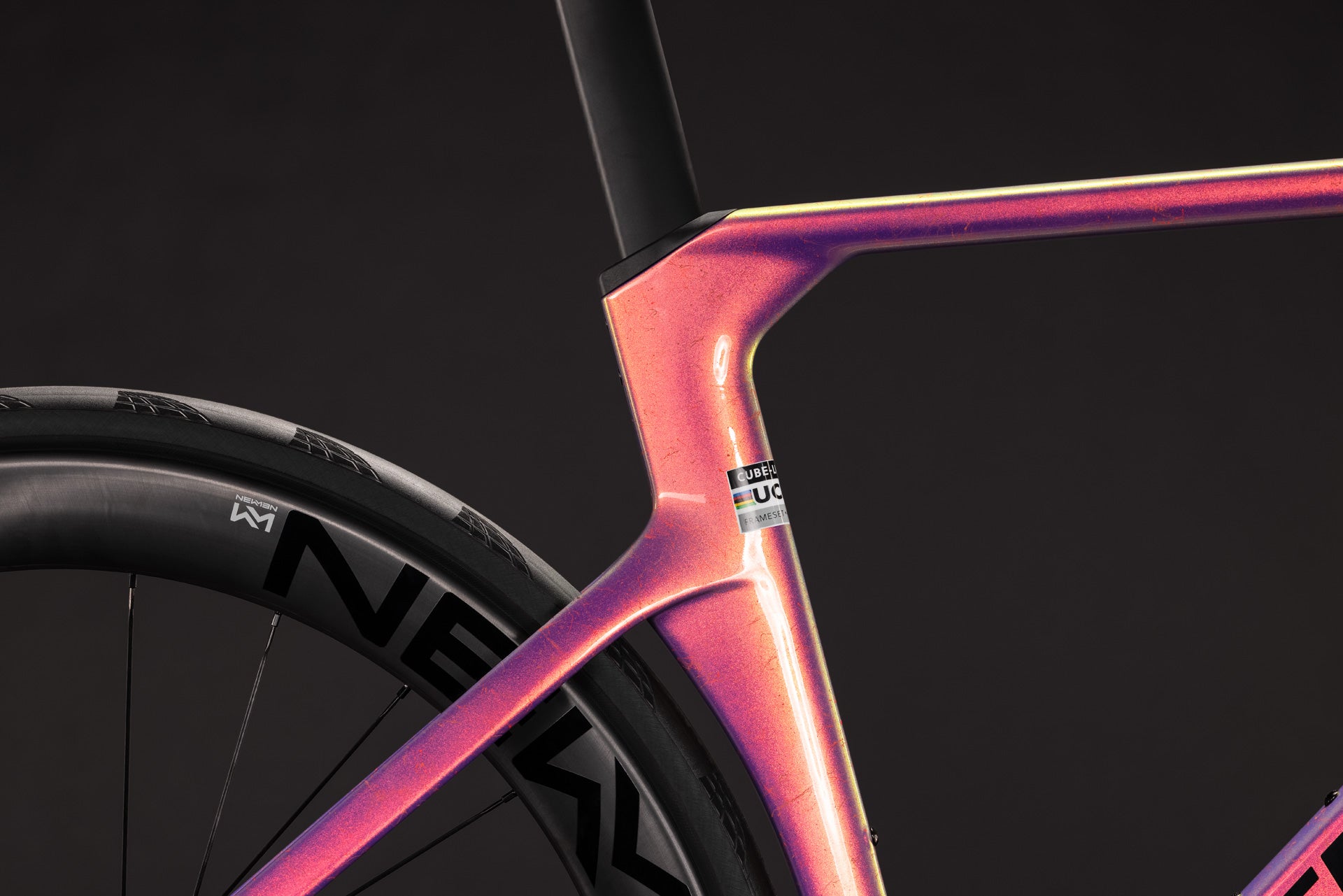 CUBE Litening AERO C:68X Pro beamfibre´n´black.