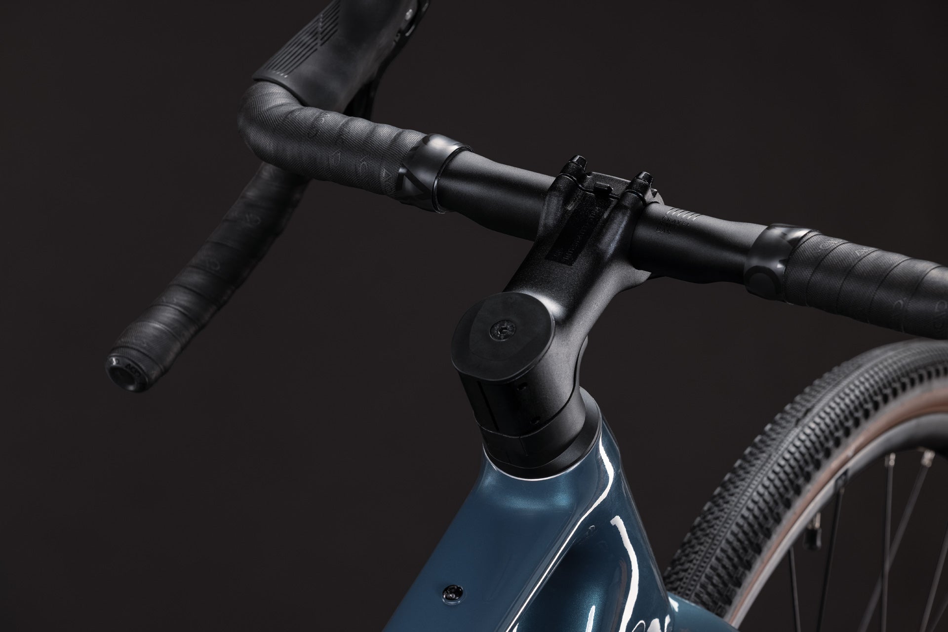 CUBE Nuroad Pro taiga´n´blue.