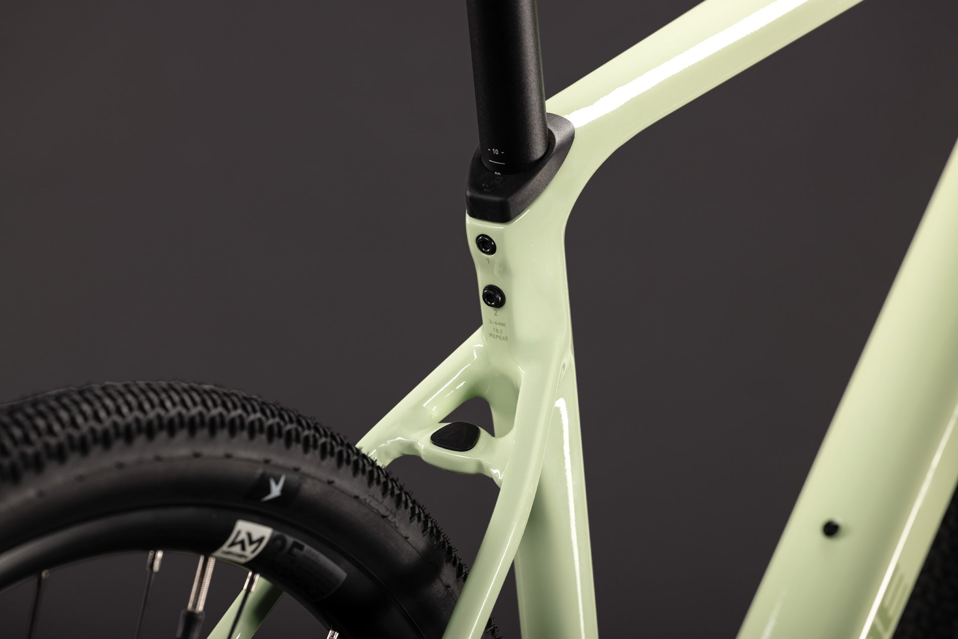 CUBE Nuroad Race lindgreen´n´matcha.