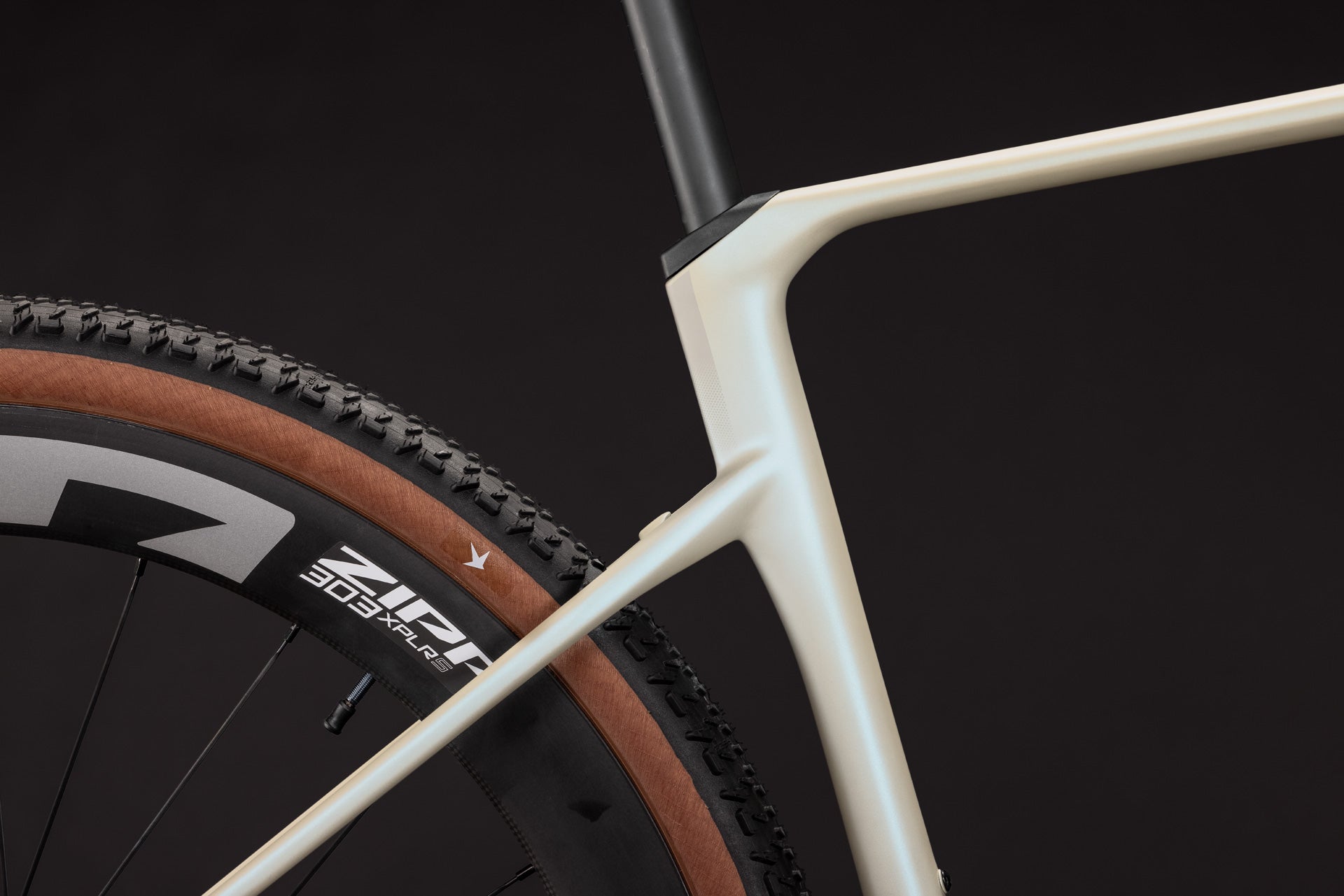 CUBE Nuroad C:62 SLX glintsand´n´black.