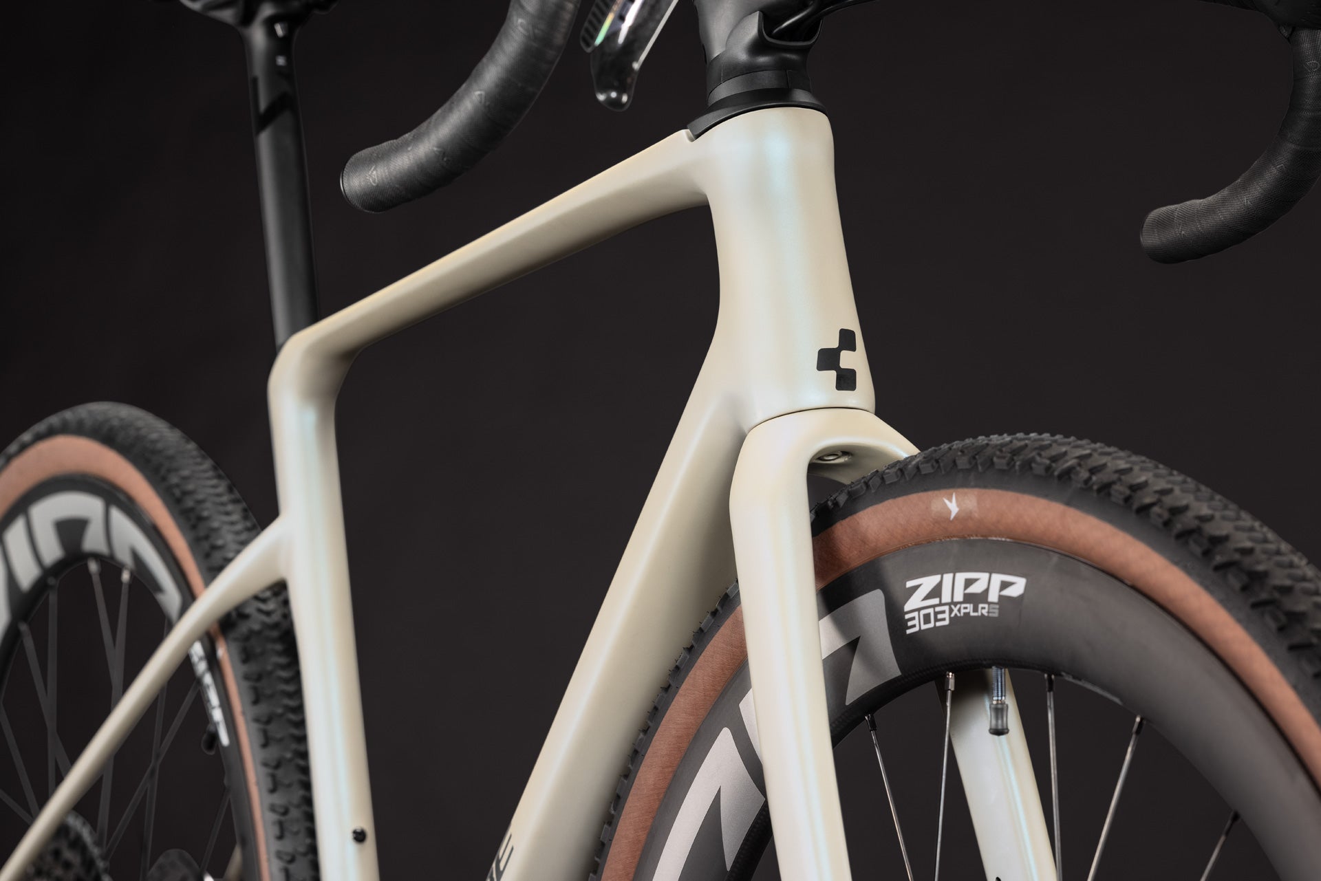 CUBE Nuroad C:62 SLX glintsand´n´black.