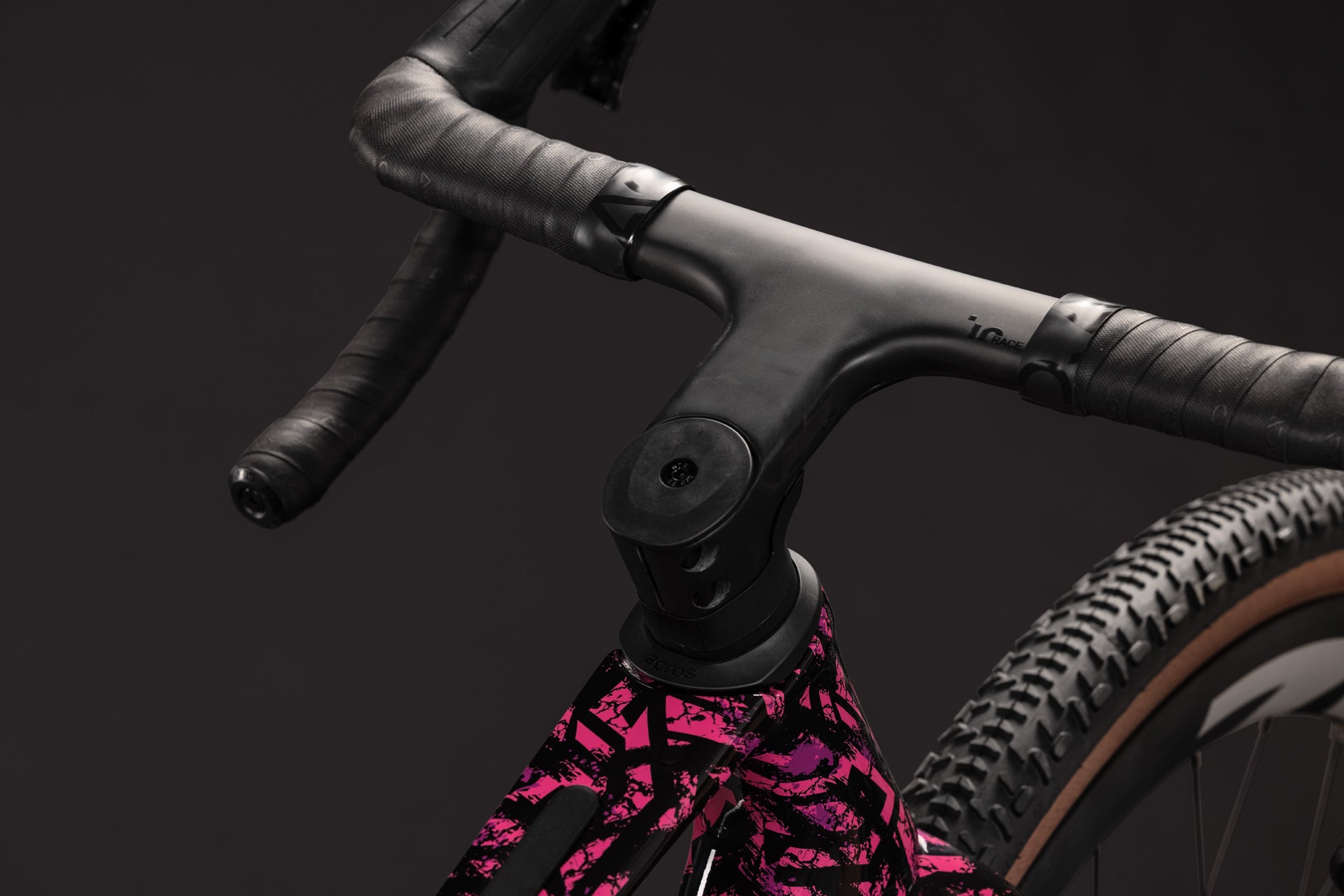 CUBE Nuroad C:62 SLX pinkaction´n´black.