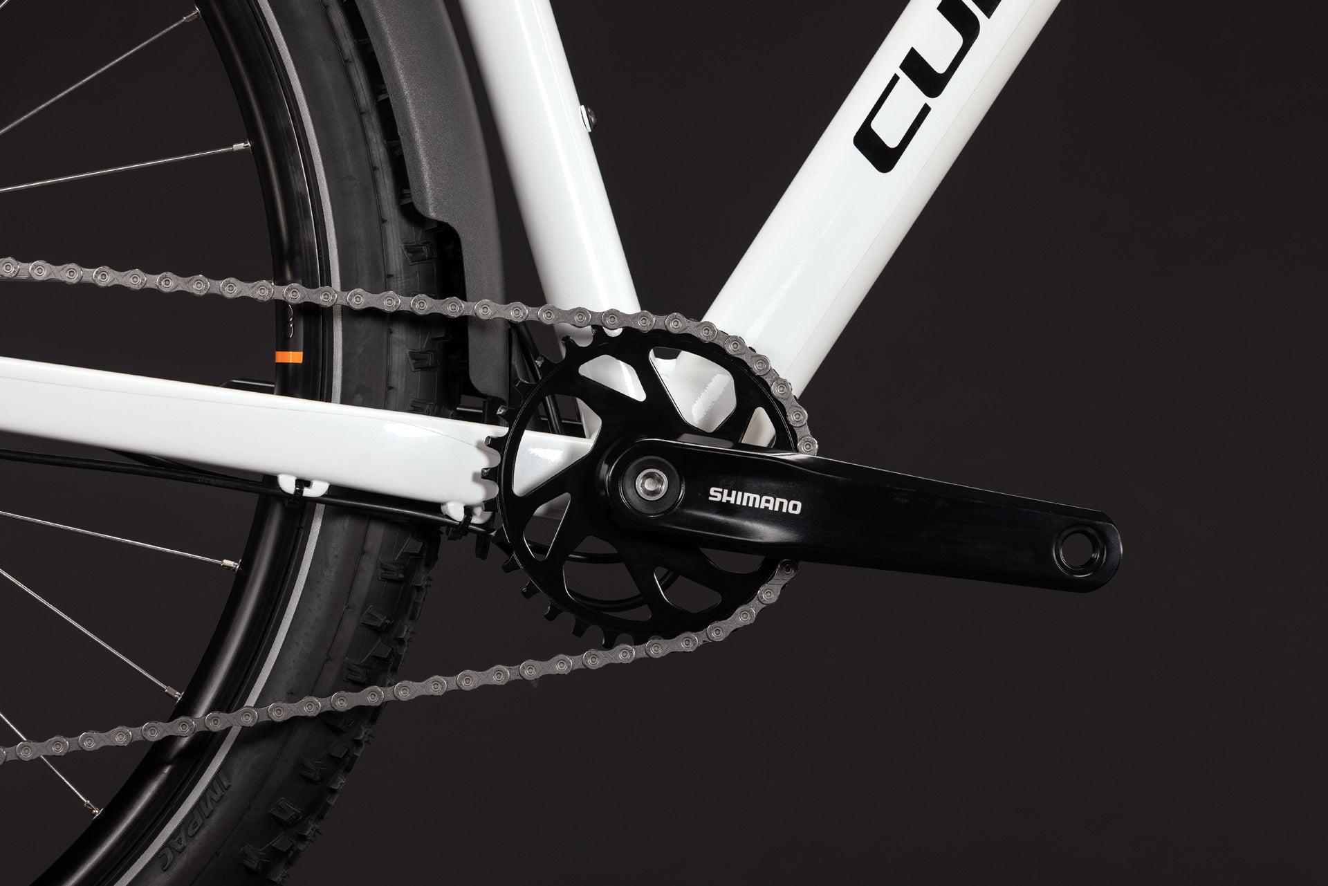CUBE Aim ONE FE metallicwhite´n´black.