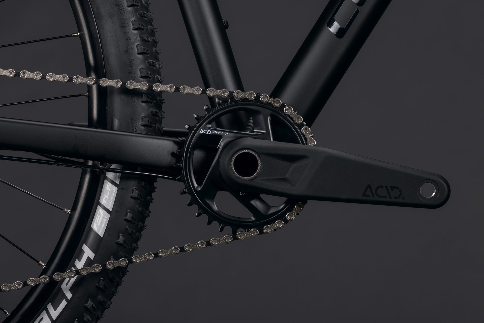CUBE Aim SLT soot´n´black.