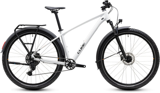 CUBE Aim ONE FE metallicwhite´n´black.