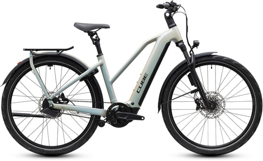 CUBE Kathmandu Hybrid Deluxe EXC 800 E-Bike in glintsand'n'black mit Gepäckträger