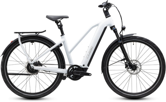 CUBE Kathmandu Hybrid Deluxe Pro 800 E-Bike in metallicwhite´n´chrome, Seitenansicht