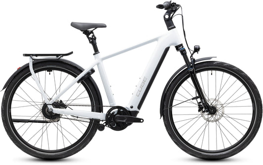 CUBE Kathmandu Hybrid Deluxe Pro 800 E-Bike in metallicwhite´n´chrome, Seitenansicht