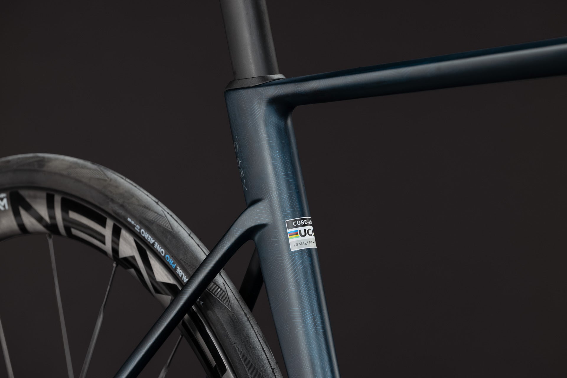 CUBE Litening AIR C:68X SLX liquidblue´n´crisscross.