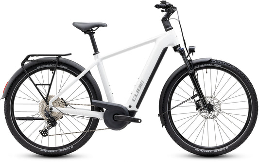 CUBE Nuride Hybrid Performance 720 E-Bike in metallicwhite´n´grey, Seitenansicht