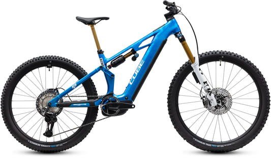 CUBE Stereo Hybrid ONE77 HPC AT 800 actionteam, blaues E-Mountainbike, Seitenansicht