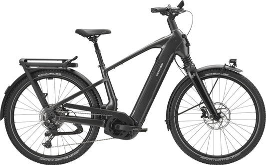 Cannondale Tesoro 1 HeadShok E-Bike in Schwarz, Seitenansicht mit Gepäckträger und Schutzblechen