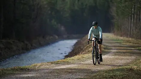 CUBE Nuroad Hybrid für jede Tour geeignet