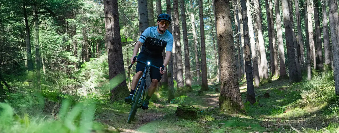 CUBE Nuroad Gravelbike für Alltag und sportliche Tour