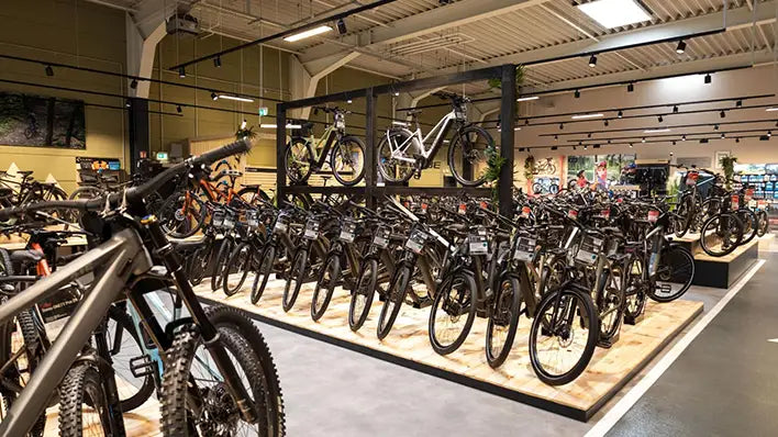 Der CUBE Store Bremen mit großer Auswahl an Fahrrädern und E-Bikes