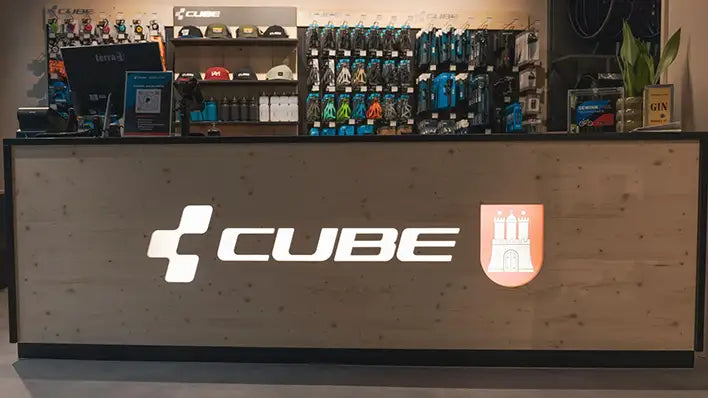 Service Point im CUBE Store Hamburg-Altona