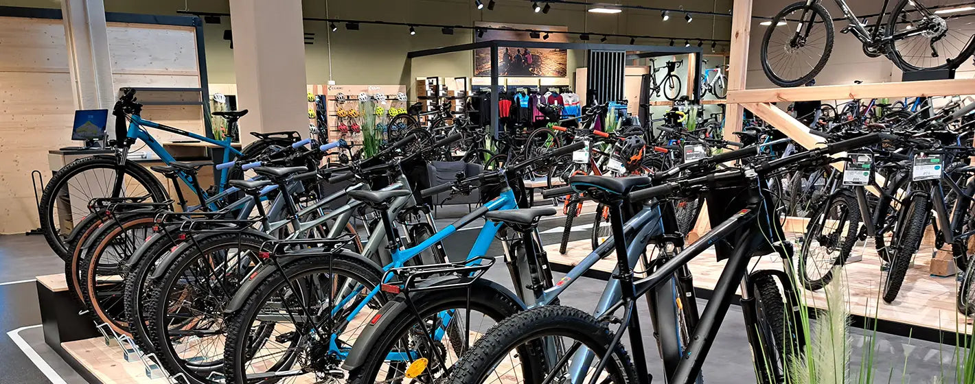 CUBE Store Lüneburg mit großer Auswahl an Fahrrädern, E-Bikes, Teile, Zubehör und Bekleidung